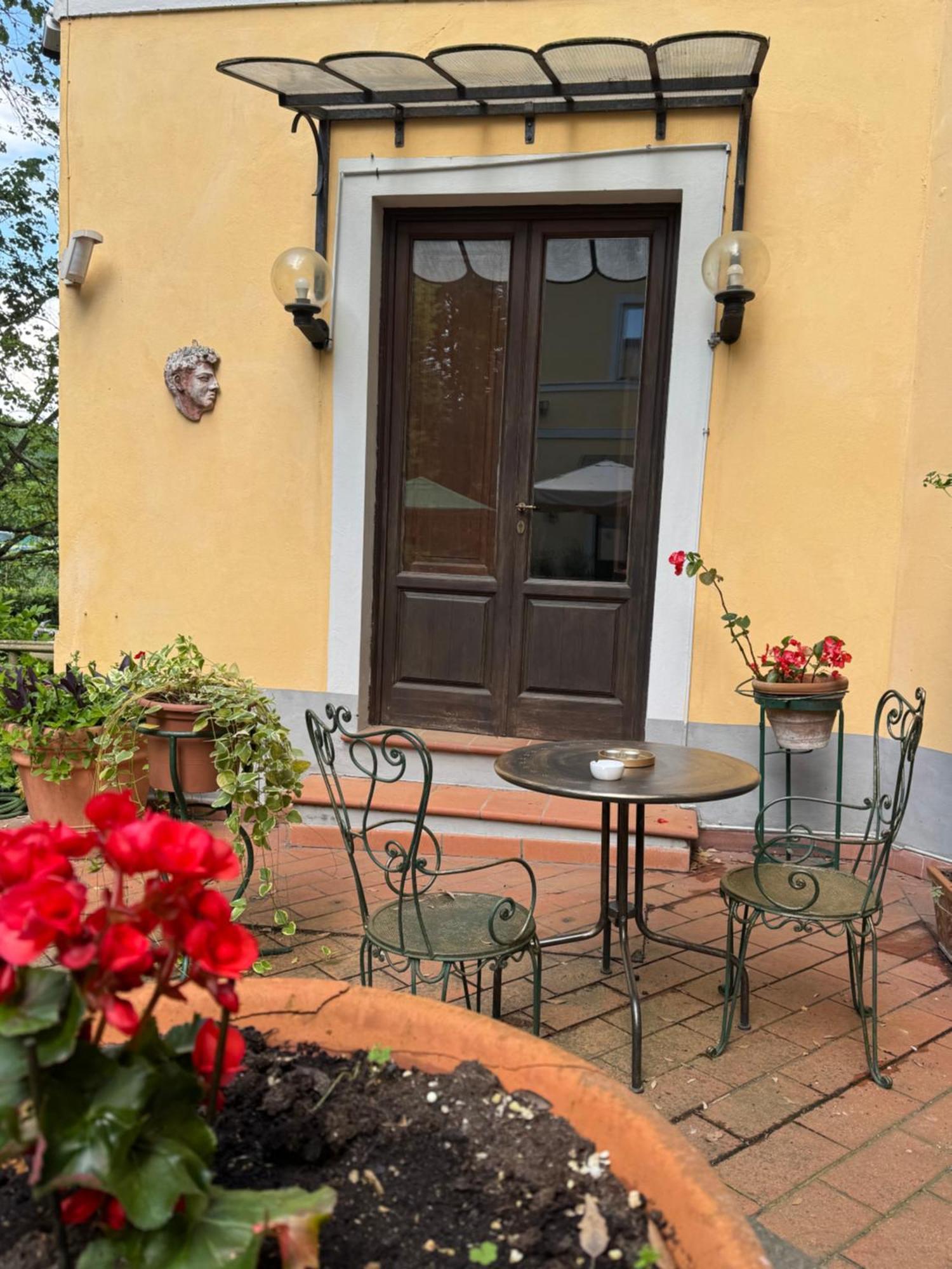 Villa La Dogana B&B Di Charme - Historic Villa With A Beautiful Garden Lukka Zewnętrze zdjęcie